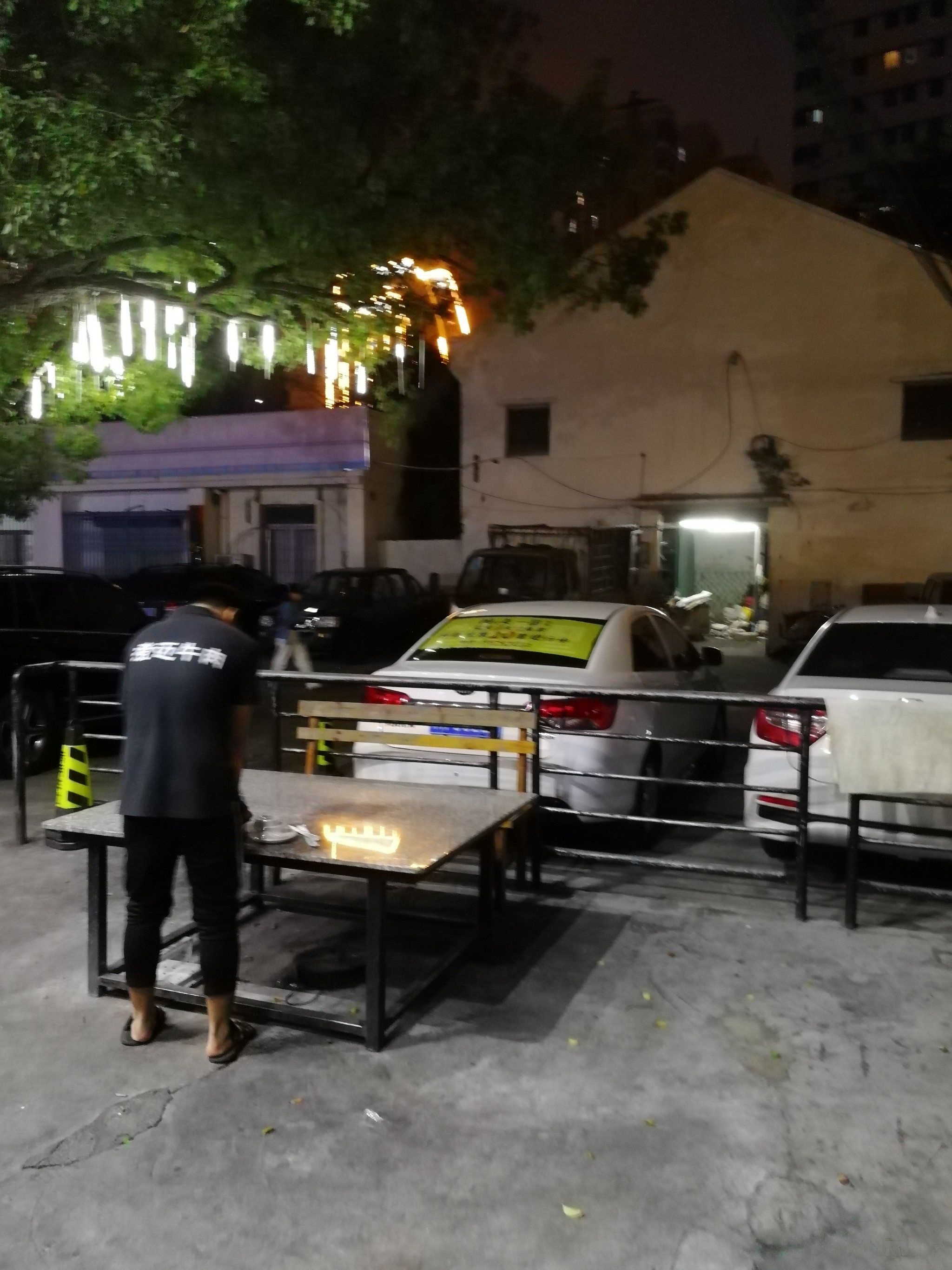 梦幻园停车场-出入口