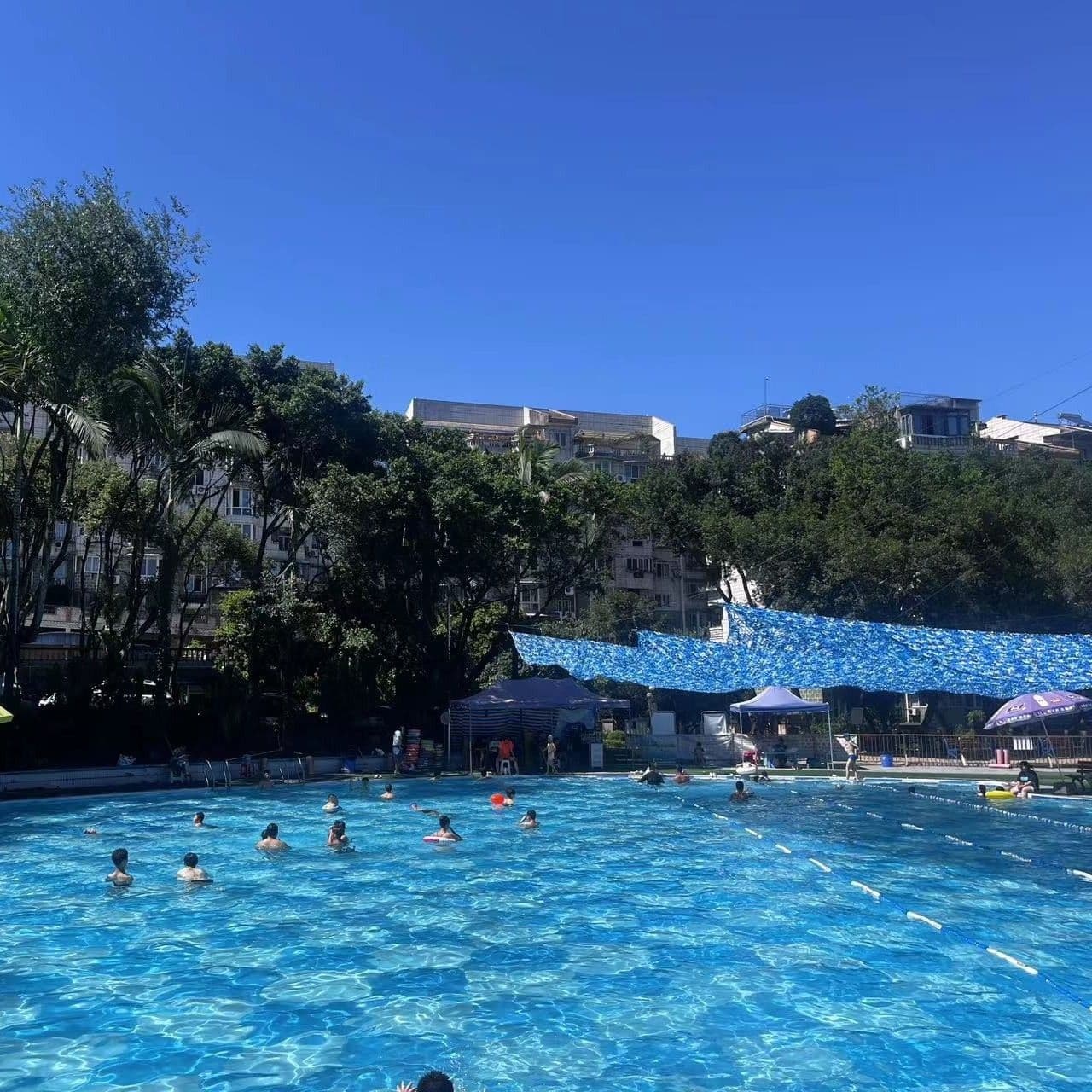 柏香林游泳馆