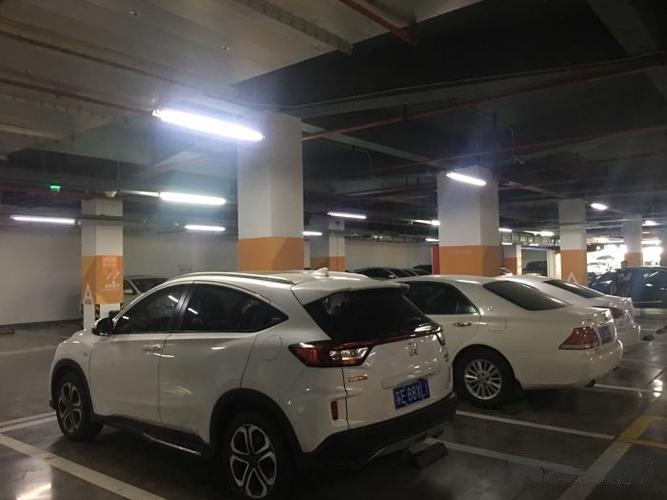 鞍山华润万象汇P2地下停车场-入口