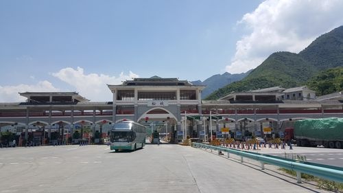 漳县西收费站(兰海高速入口)