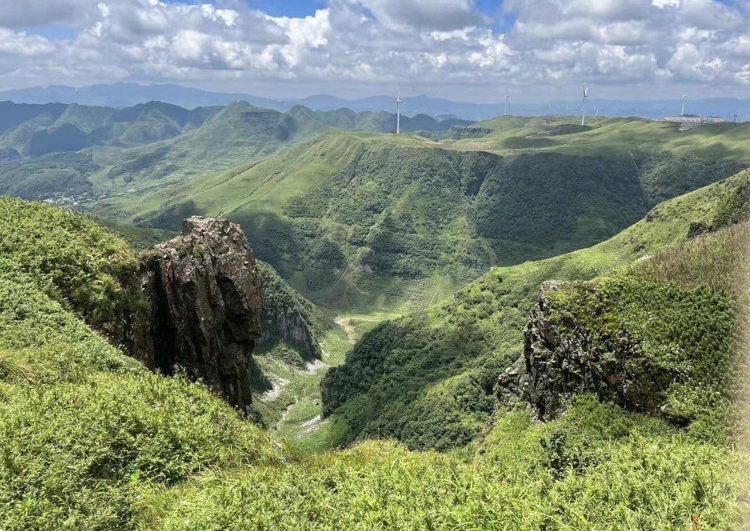 兴发乡韭菜坪景区烽火台