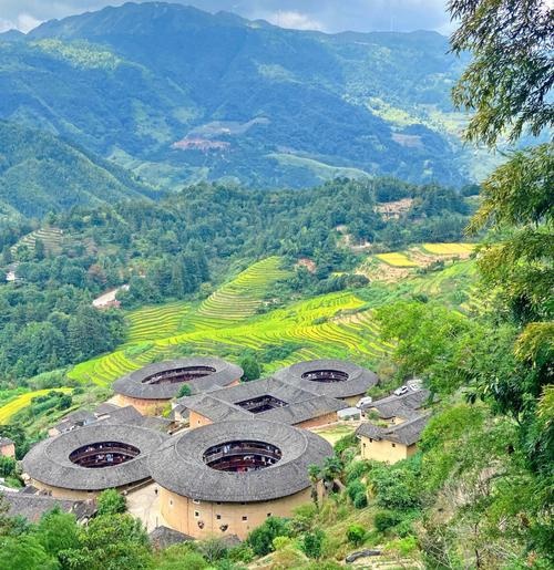 田螺坑土楼群-售票处