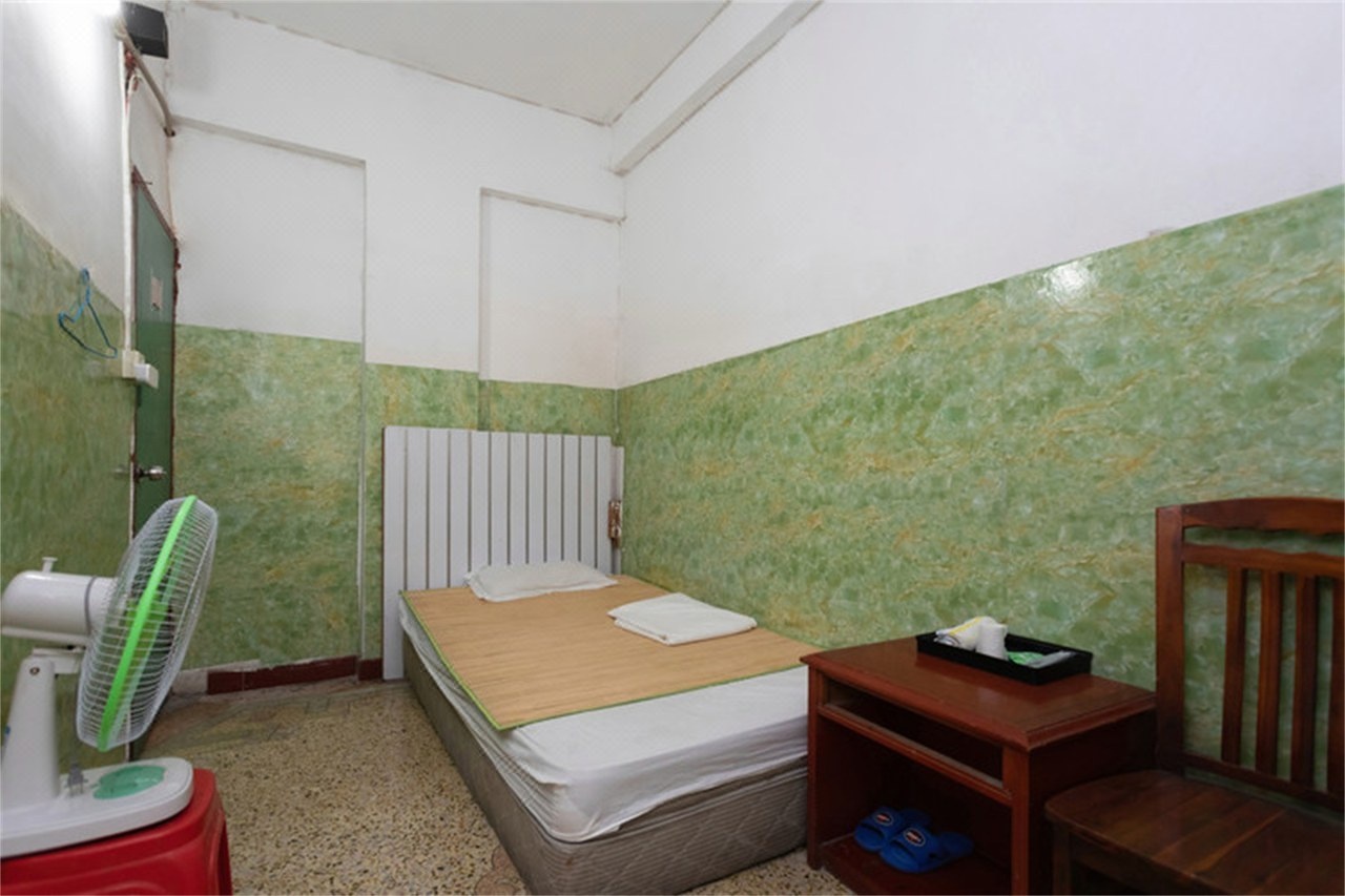 龙华三江民宿(金源路分店)