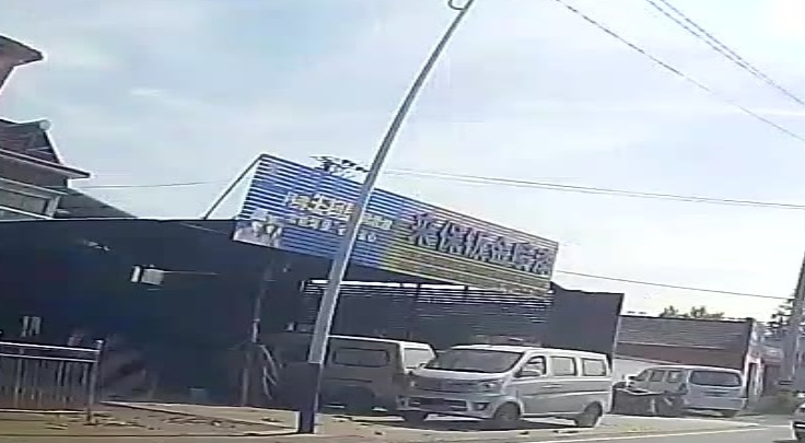 来保钣金喷漆