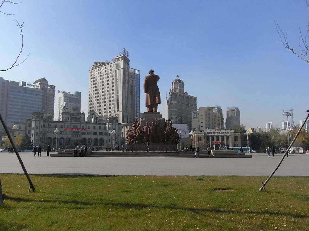 中山商场-街心公园
