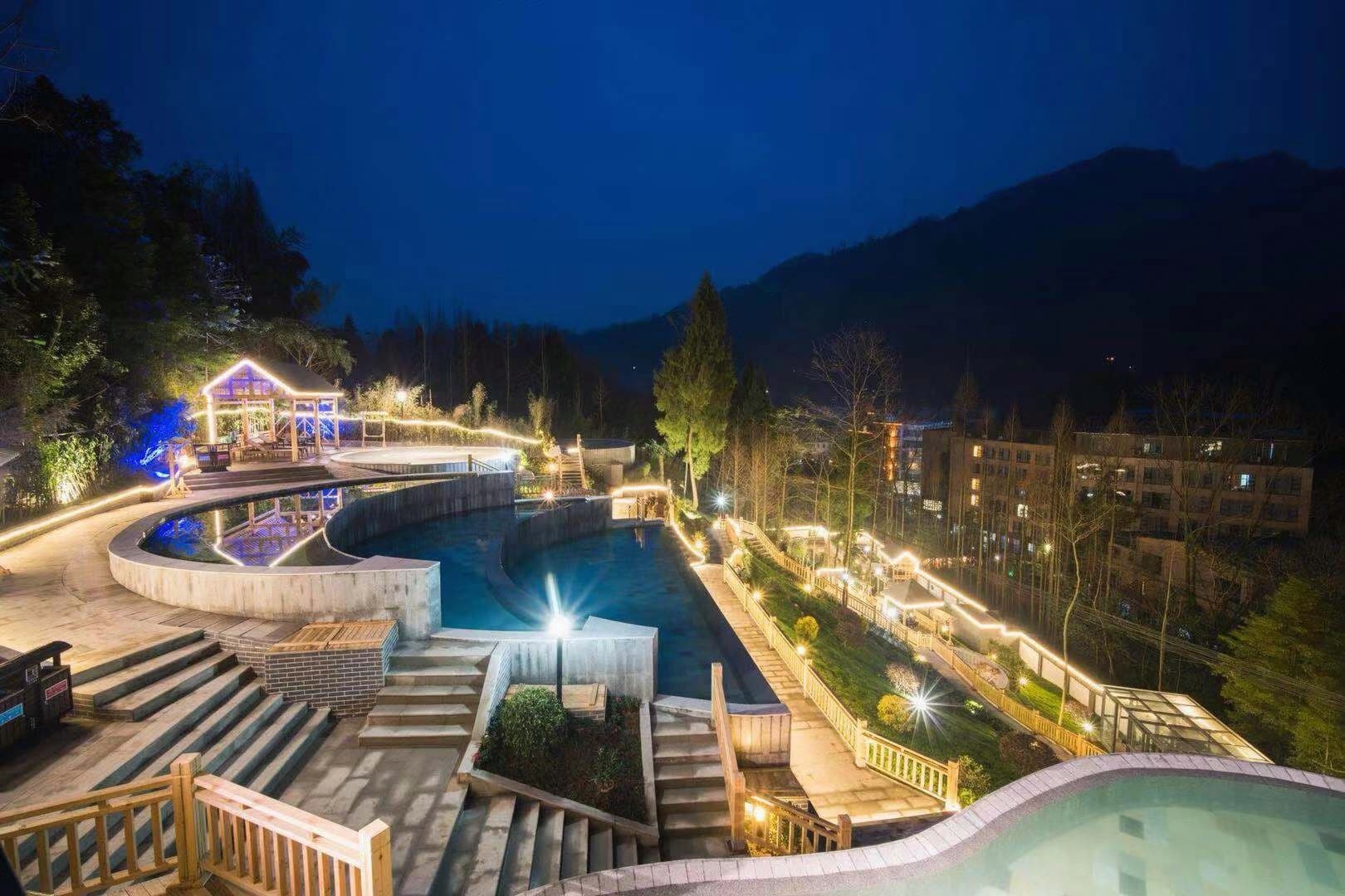 崇州半山温泉