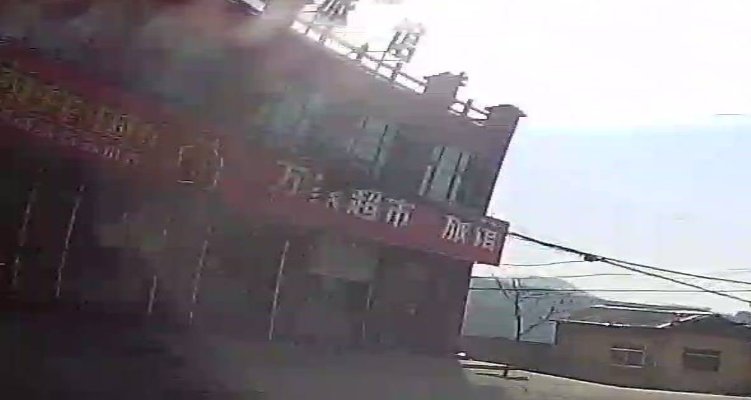 万家超市旅馆