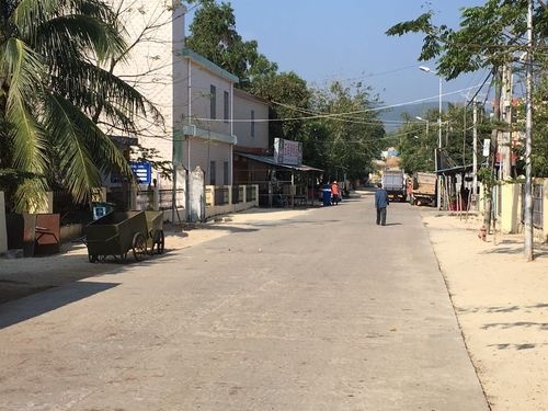 洪李村