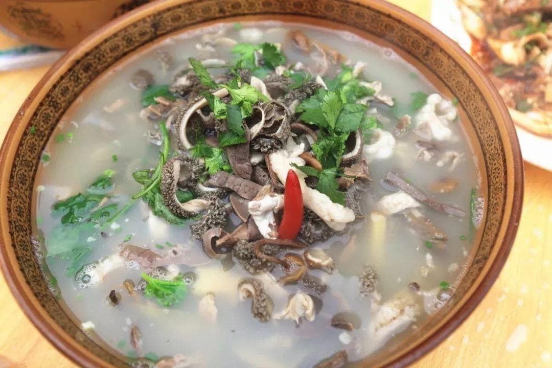 凉风洞烤全羊
