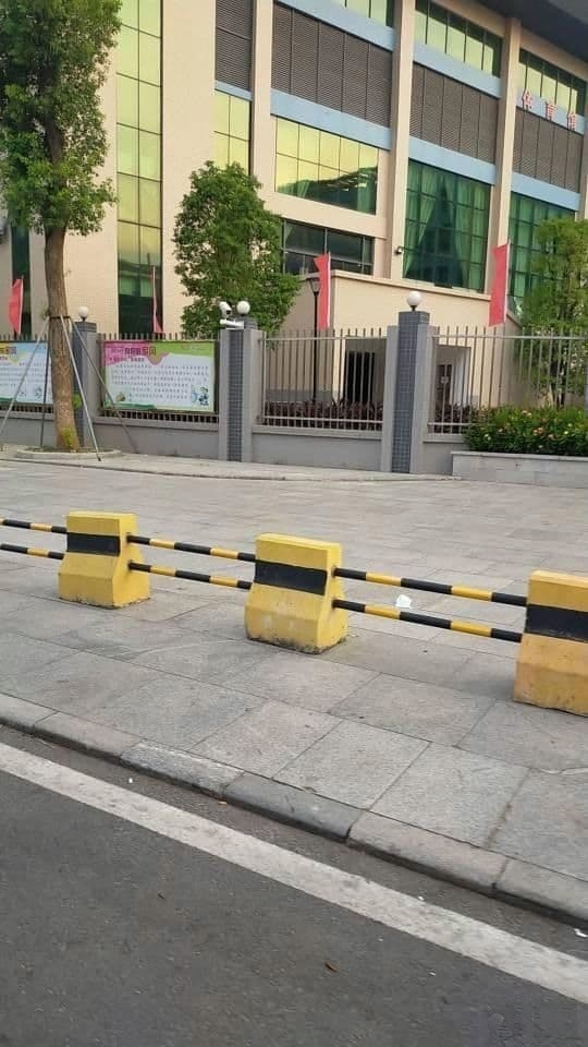 寮步中学体育馆