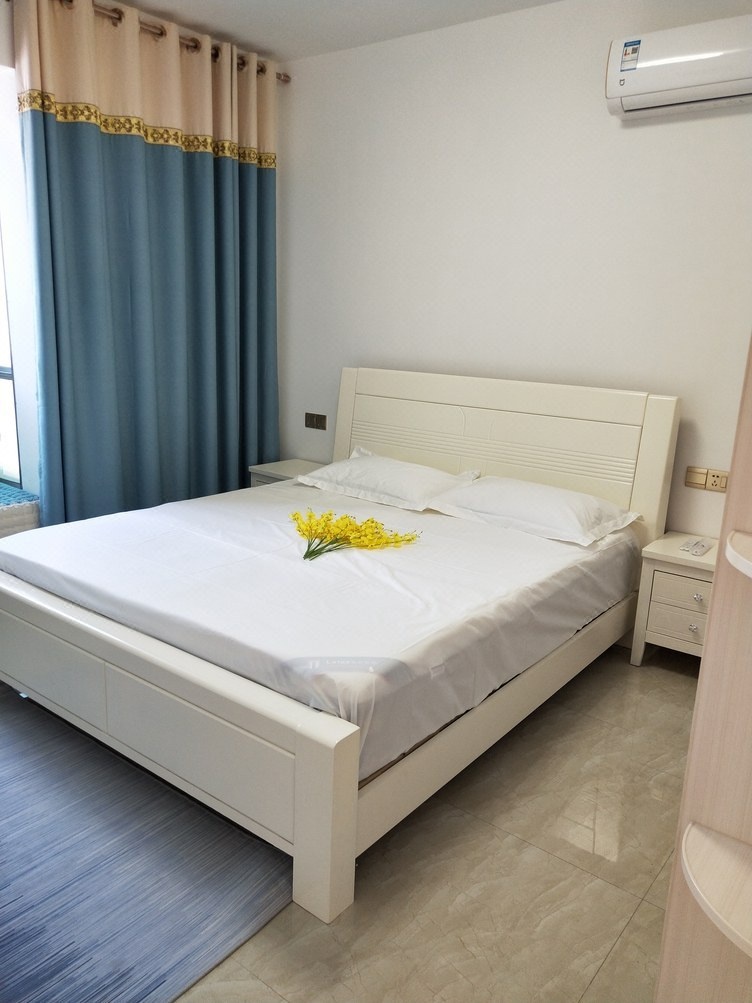 桔绱民宿(金花茶大道分店)