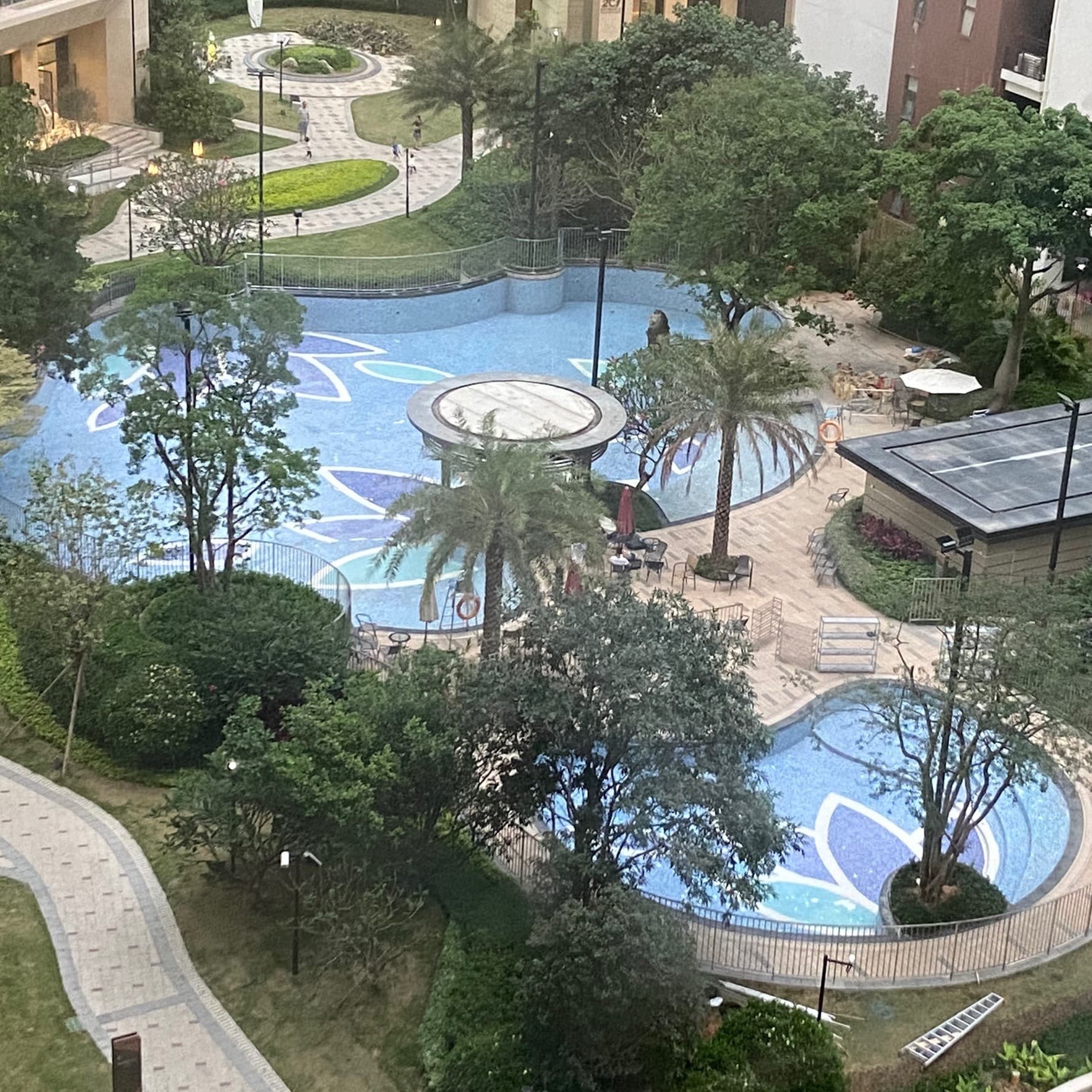 星河荣御小区游泳馆