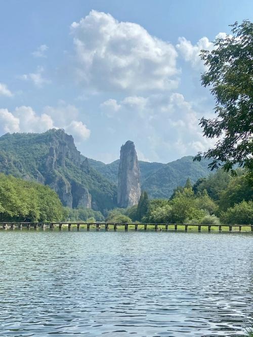 仙都风景名胜区朱潭山西北侧-临时地上停车场