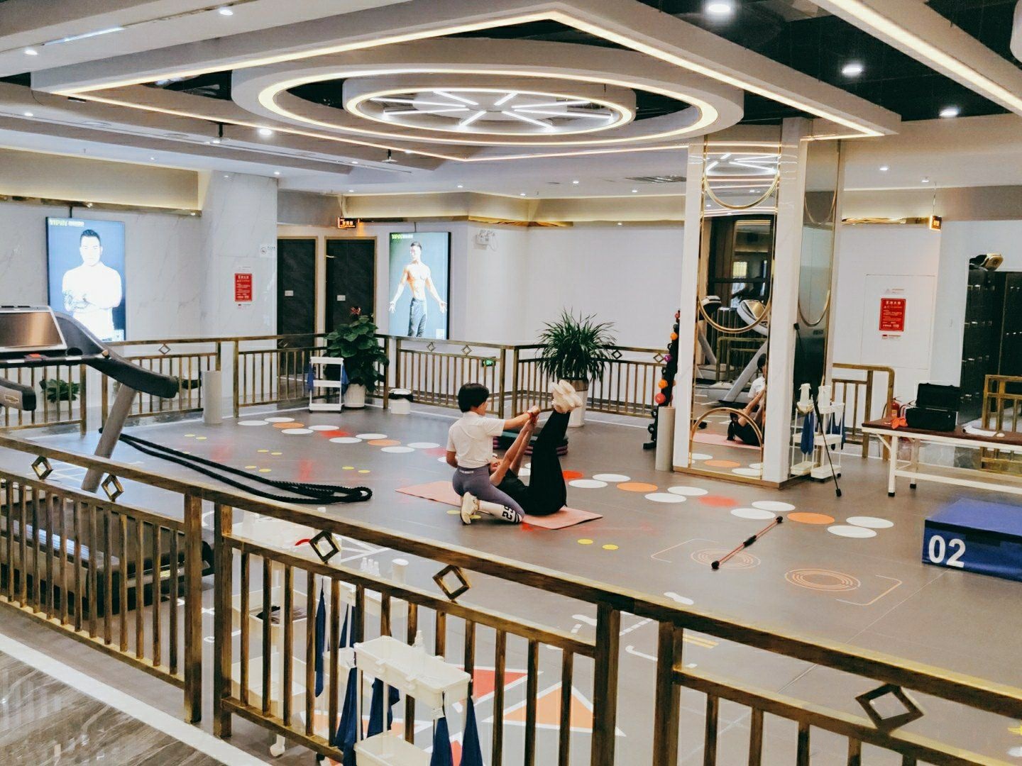 壹品游泳健身(天虹商场松柏店)