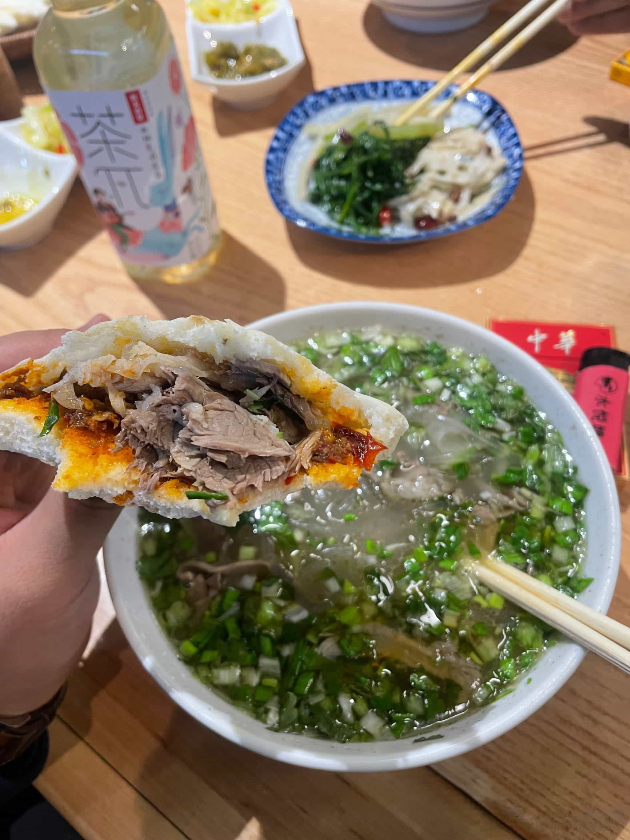 一溪云茶餐厅(中鹏·嘉年华店)