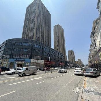 暴熊电竞民宿(菏泽佳和城店)