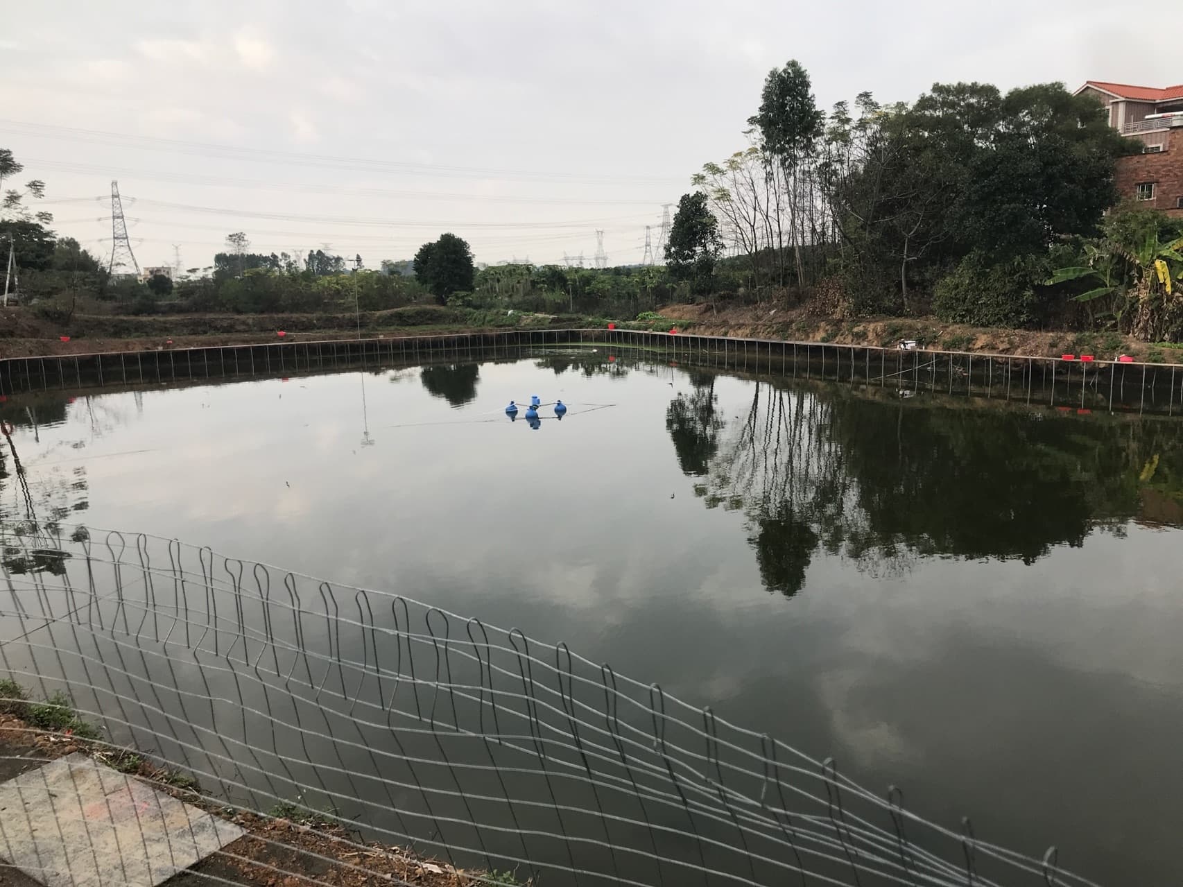 湖艳会钓鱼场