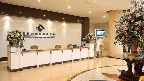 春晖园温泉度假酒店-大堂