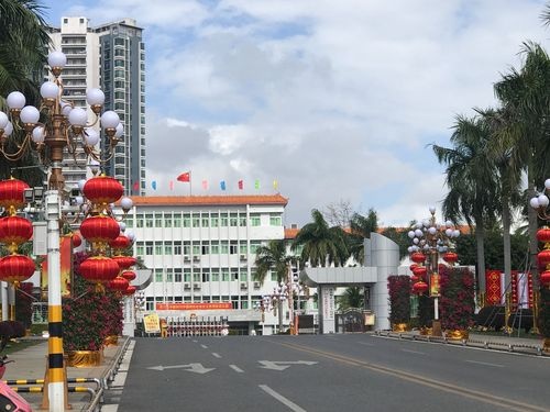 陵水黎族自治县人民政府-南门
