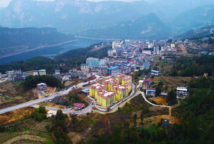 金果坪乡