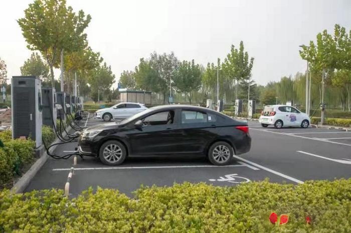 合肥充电巢湖市东风路停车场充电站