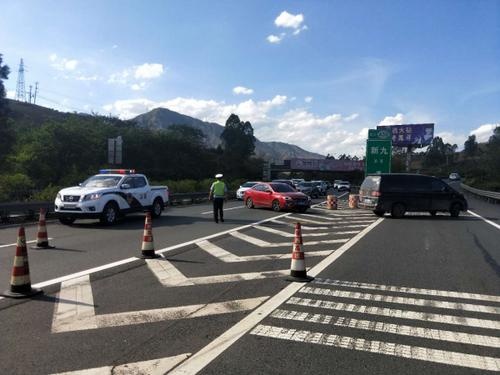 撒莲收费站(京昆高速出口)