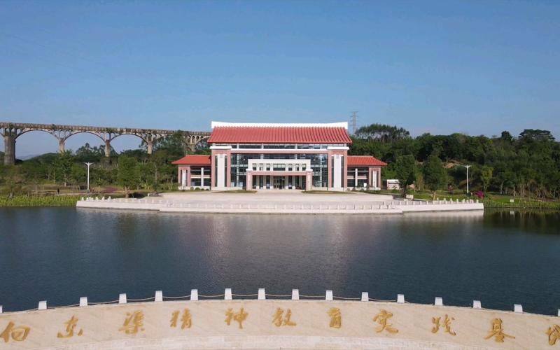 云霄县向东渠纪念碑