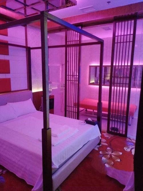 水晶宫水疗会所