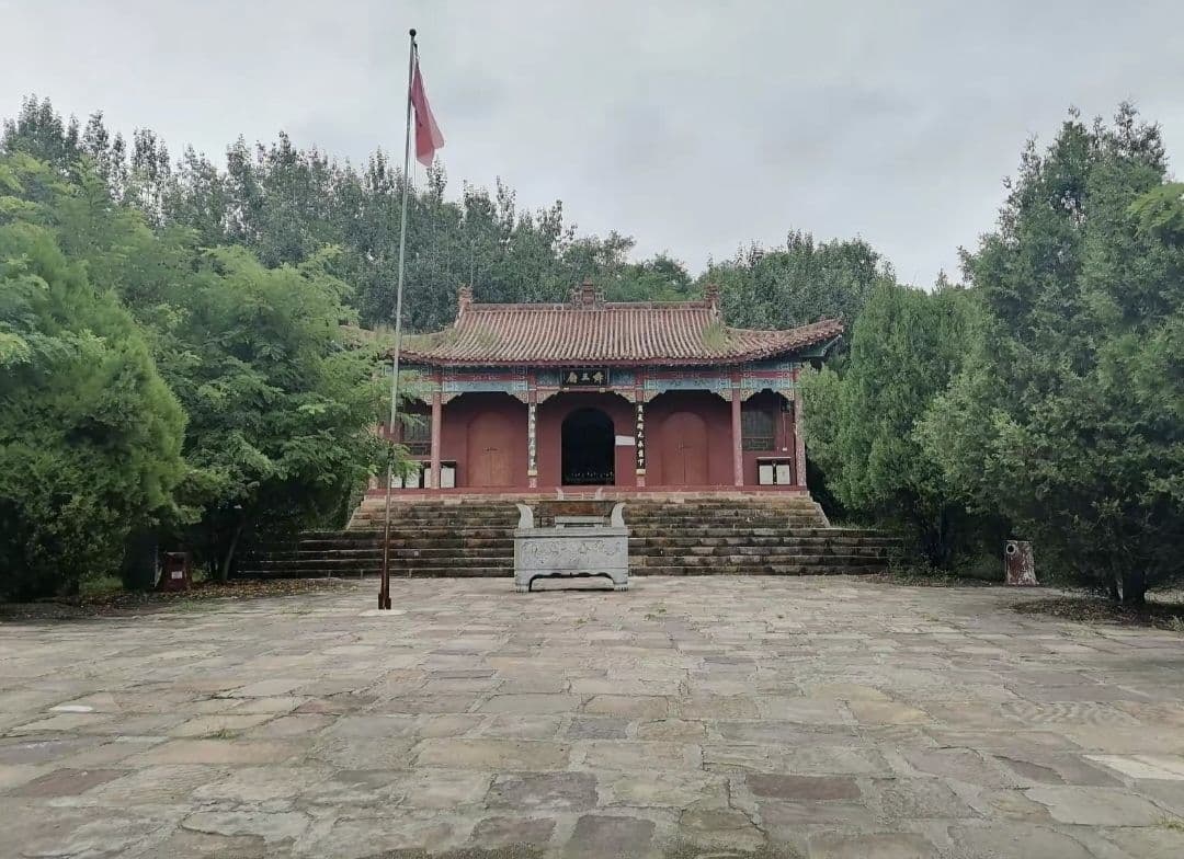 诸冯山风景区