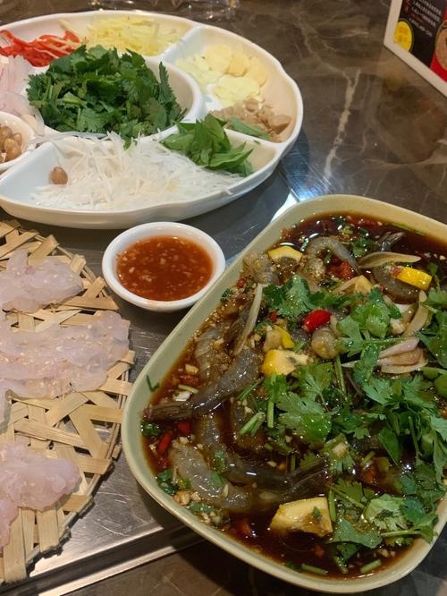 惑不鹪傣饺子(丹霞店)