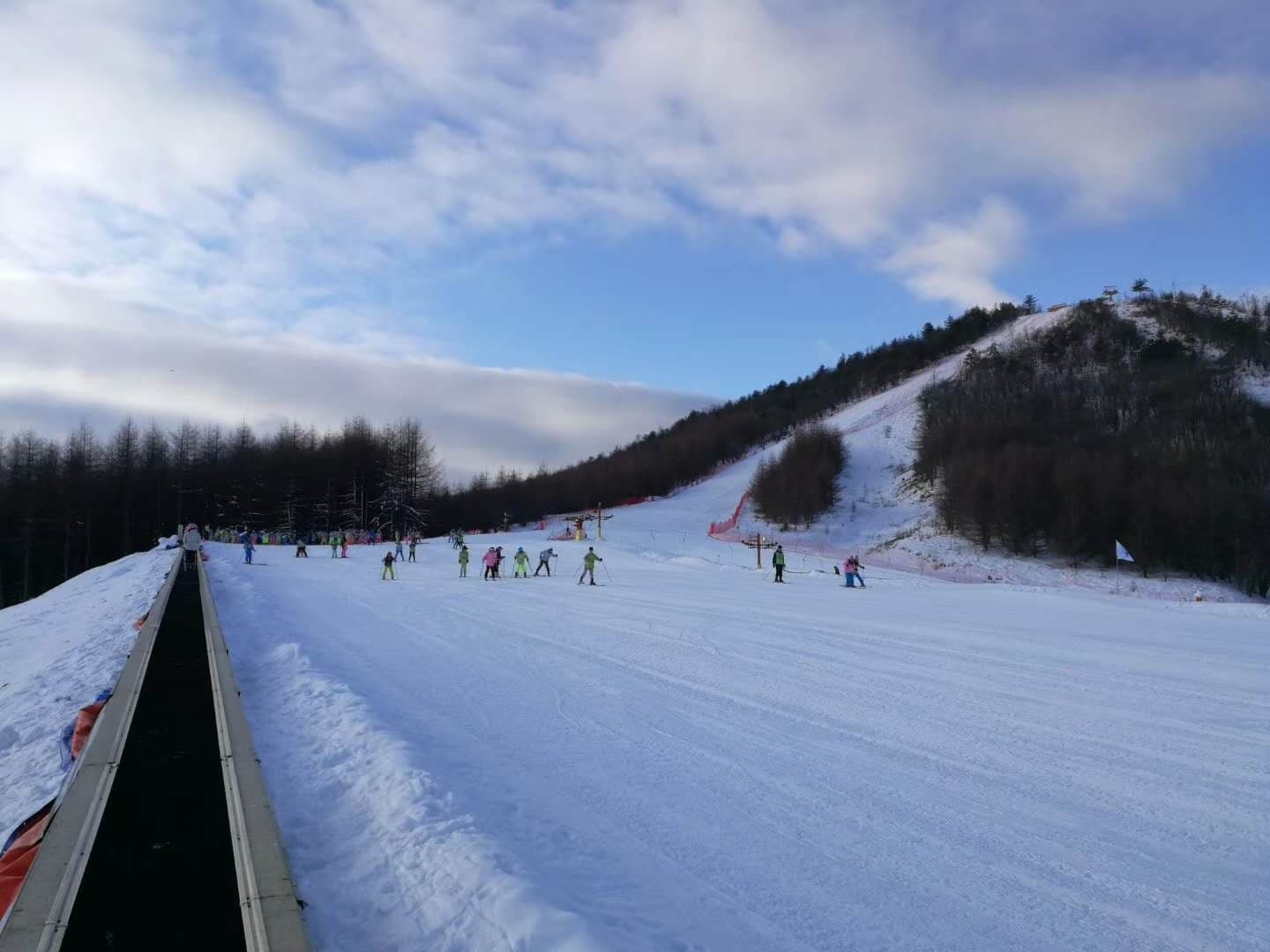 龙降坪国际滑雪场