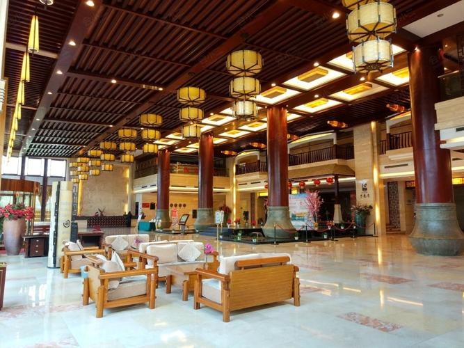 紫龙湾温泉国际度假酒店大堂