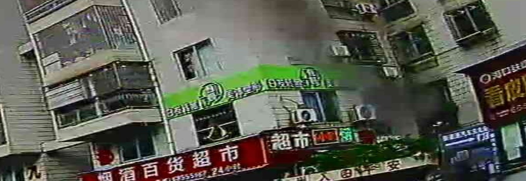 甄妍白发转黑美体塑形